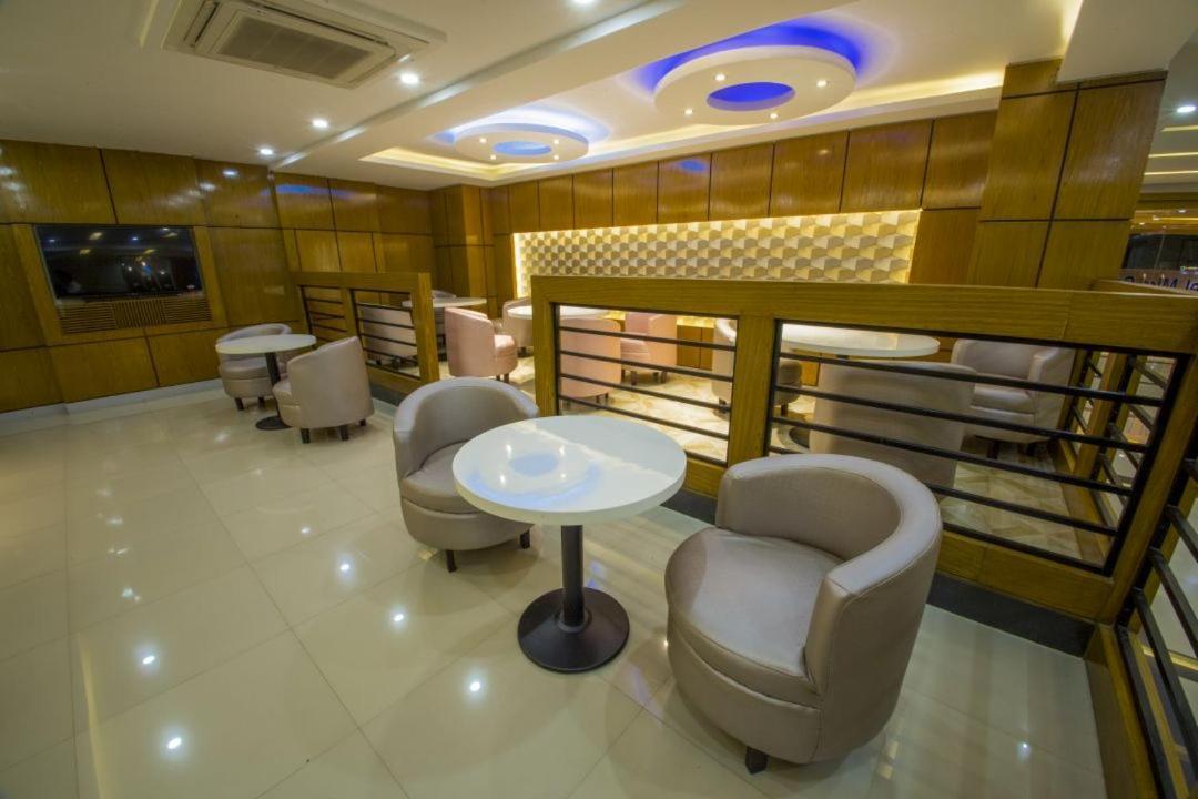 Hotel Mira Garden Sylhet Extérieur photo