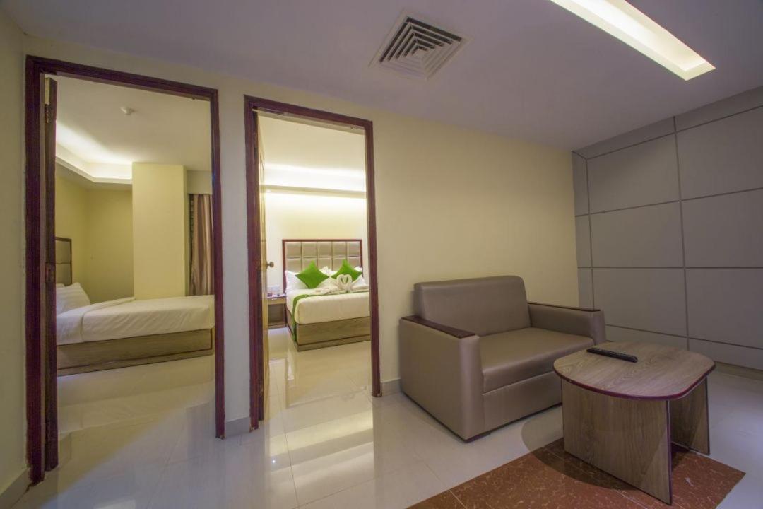 Hotel Mira Garden Sylhet Extérieur photo