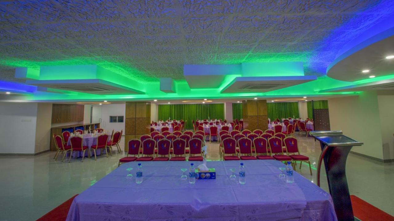 Hotel Mira Garden Sylhet Extérieur photo